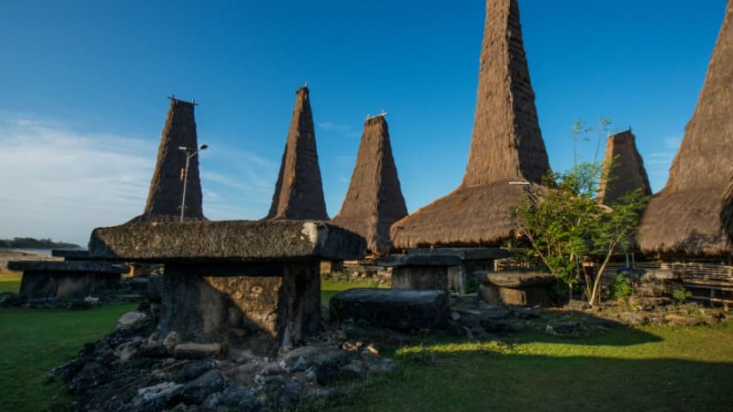 QR code solution for QR kódok városokhoz és kultúrákhoz - Hero image showing QR code implementation