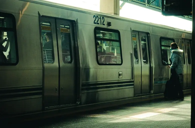 QR code solution for QR kódok tömegközlekedéshez - Hero image showing QR code implementation